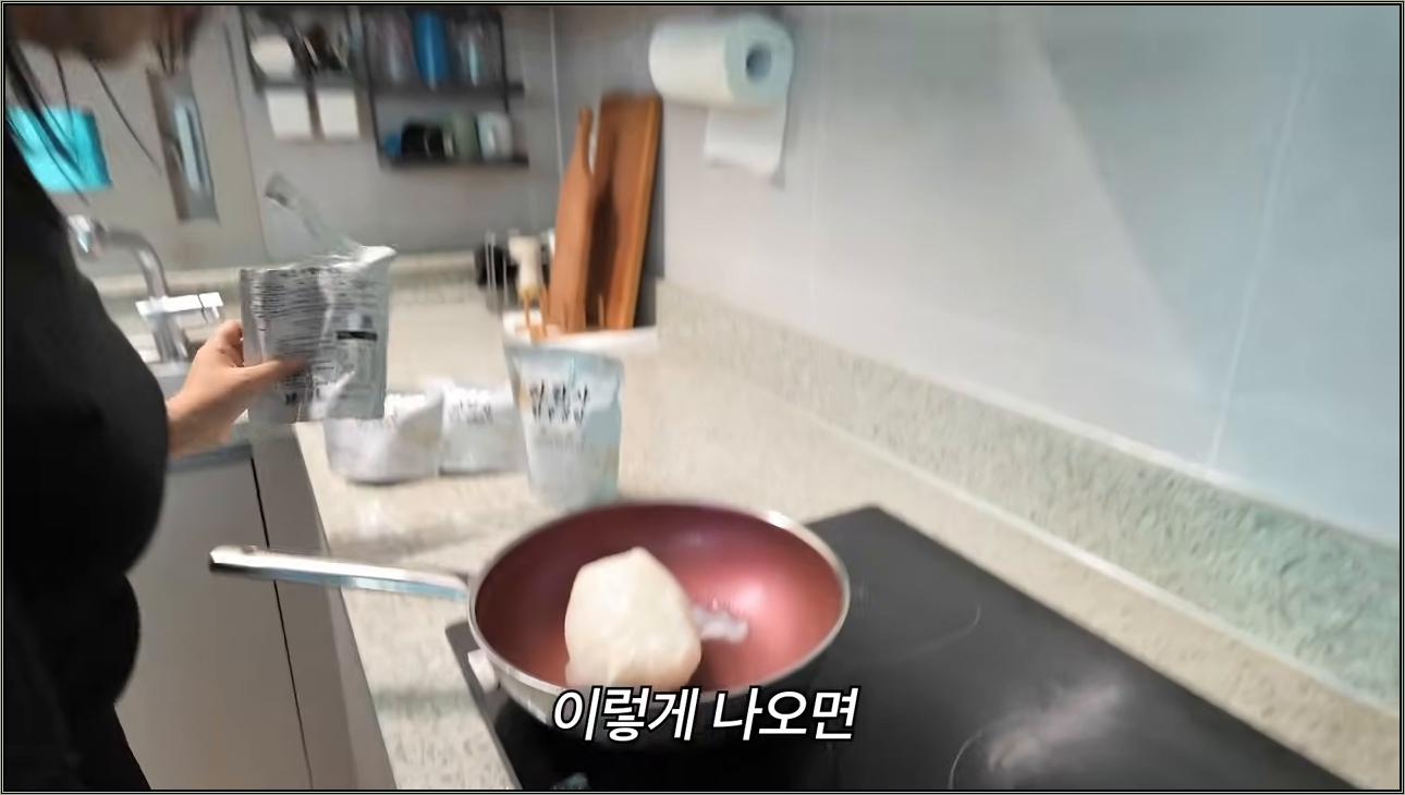 경력단절 40대 주부가 AI 비서 만들어서 돈 버는 신박한 방법 (부업추천) - 주요 장면 3