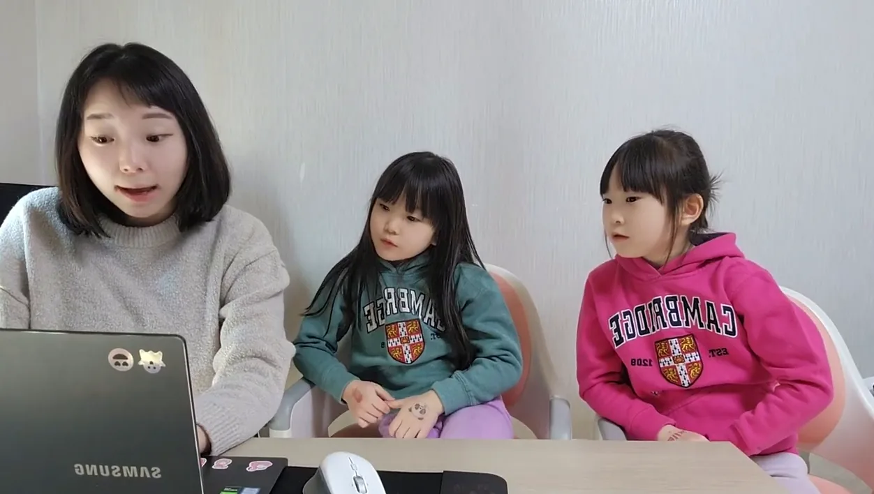 [ChatGPT] 챗GPT와 사람의 흥미진진 끝말잇기 대결! 과연 그 승자는 누구...?!(허점많은 챗GPT) - 주요 포인트 1 - ChatGPT
