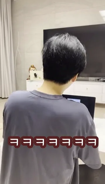 개발자들만 아는 🤡 개발자 유머가 소름돋는 이유.. | 나는 개발자다 #shorts #개발자 - 실전 화면 3 - 개발자유머